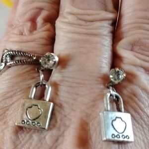 Mini Lock Earrings With CZS Does Not Open